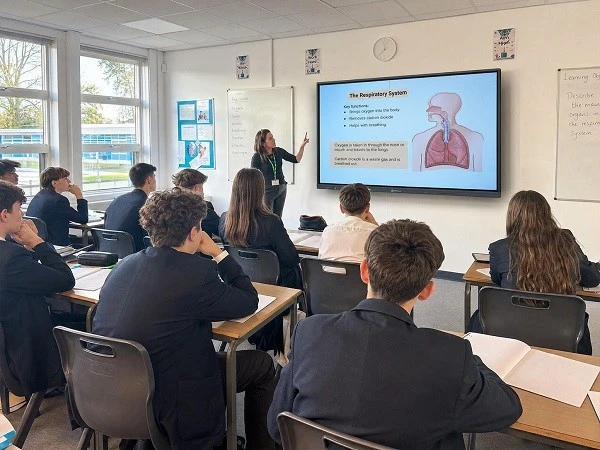 86-Inch Interactive Whiteboards for a Secondary School Classroom
                  Upgrade in the United Kingdom